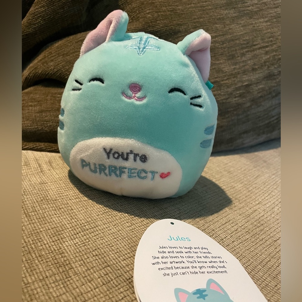 Squishmallows Jules - Valentine 2020